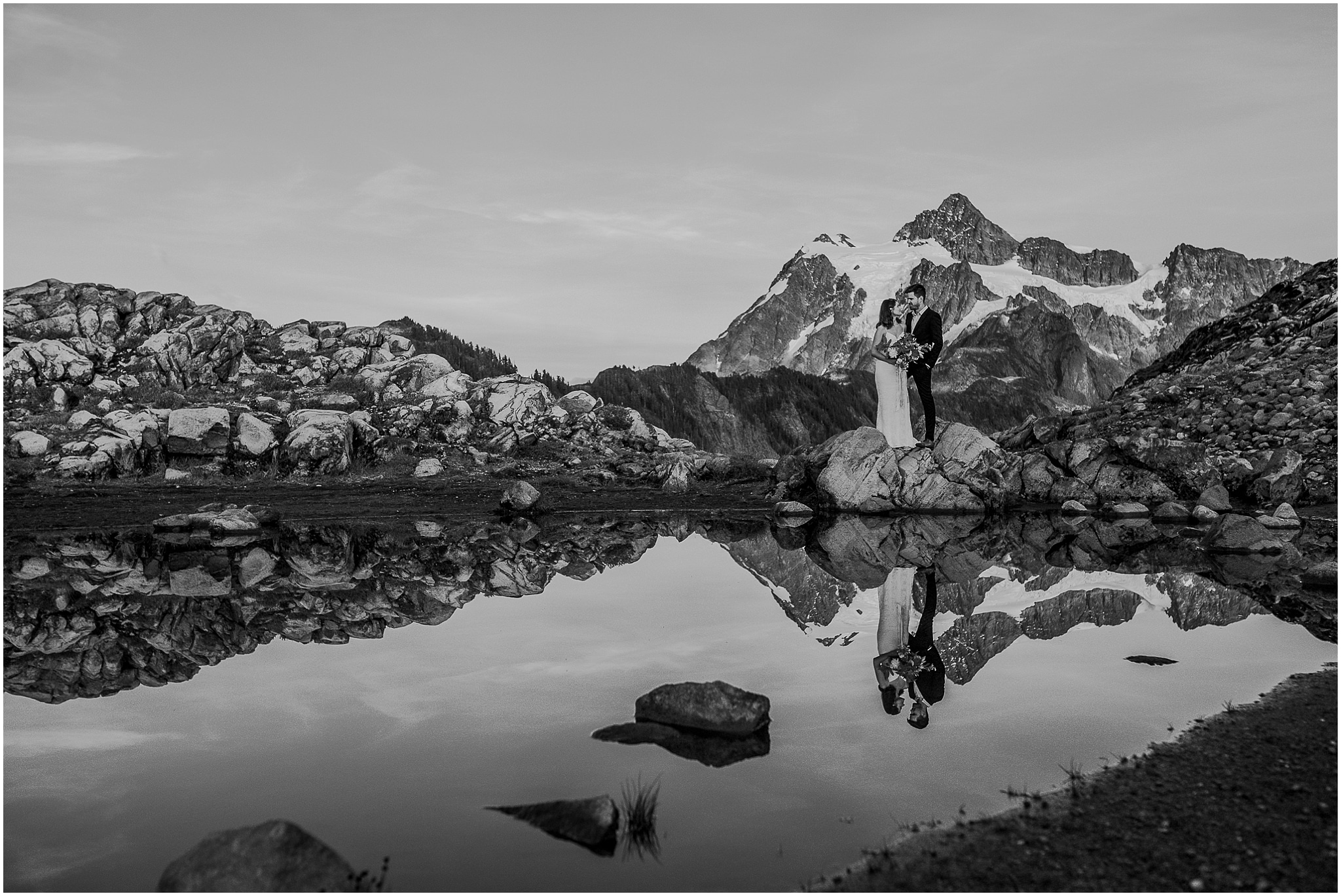 Mt. Baker Engagement Photos, Mt Shuksan Adventure Elopement, Washington Engagement Photographer, Washington wedding photographer, Best photographers in Washington, Best Washington engagement photographers, Best Washington Wedding photographers, Fun Engagement photo ideas, Engagement photos in mountains, adventurous Engagement session, Washington Mountain Elopement, adventure elopement photographer, adventure elopement photography, getting married in the mountains, elope in washington, artist point elopement