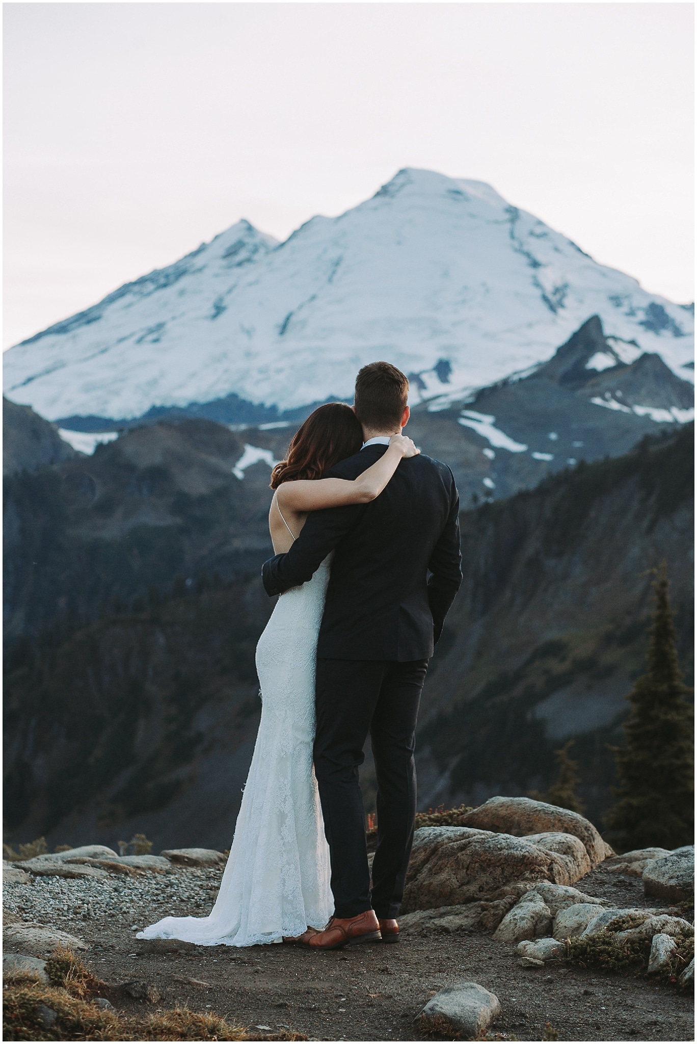 Mt Baker Engagement Photos, Mt Shuksan Adventure Elopement, Washington Engagement Photographer, Washington wedding photographer, Best photographers in Washington, Best Washington engagement photographers, Best Washington Wedding photographers, Fun Engagement photo ideas, Engagement photos in mountains, adventurous Engagement session, Washington Mountain Elopement, adventure elopement photographer, adventure elopement photography, getting married in the mountains, elope in washington, artist point elopement