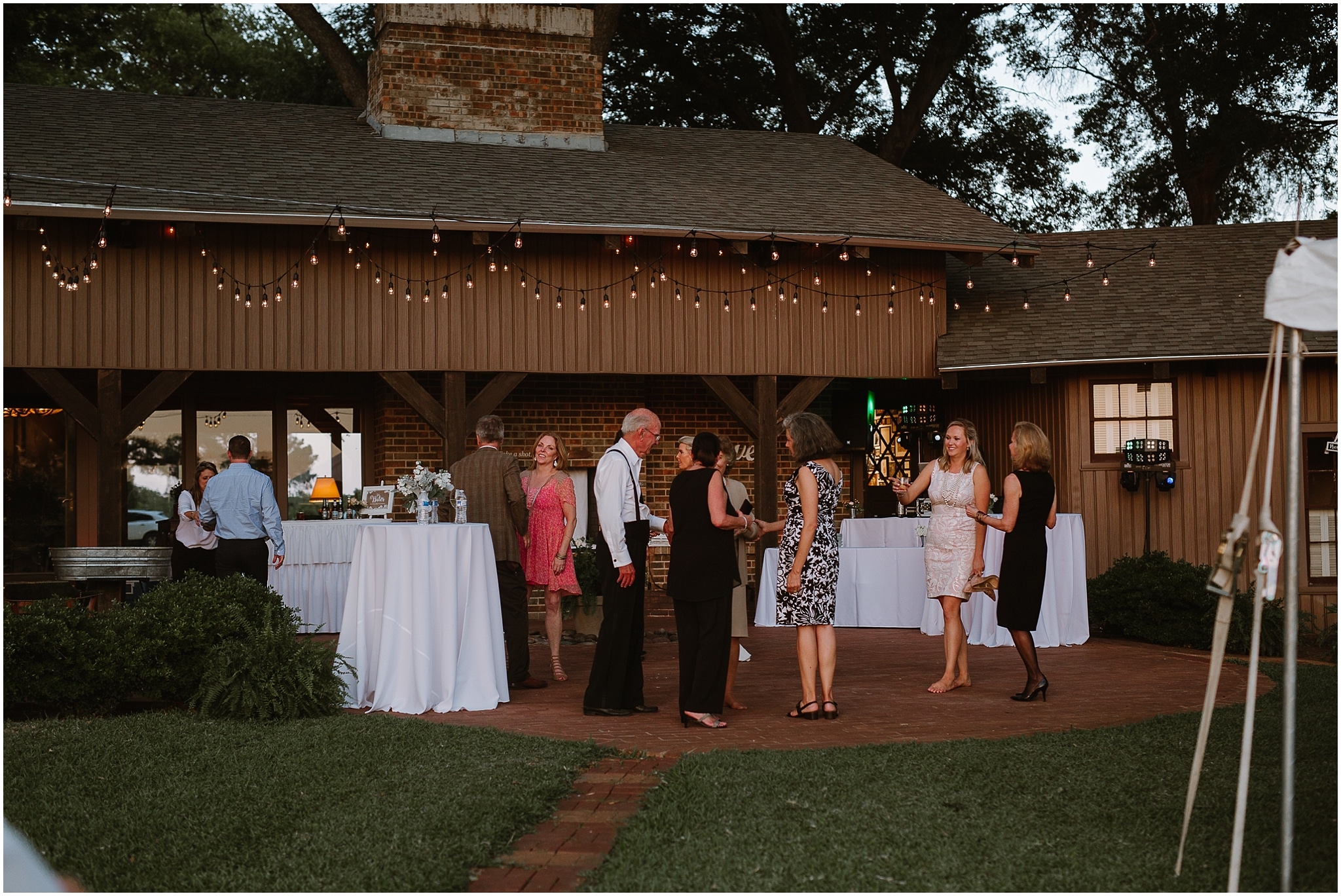 rustic destination wedding in ennis texas reception