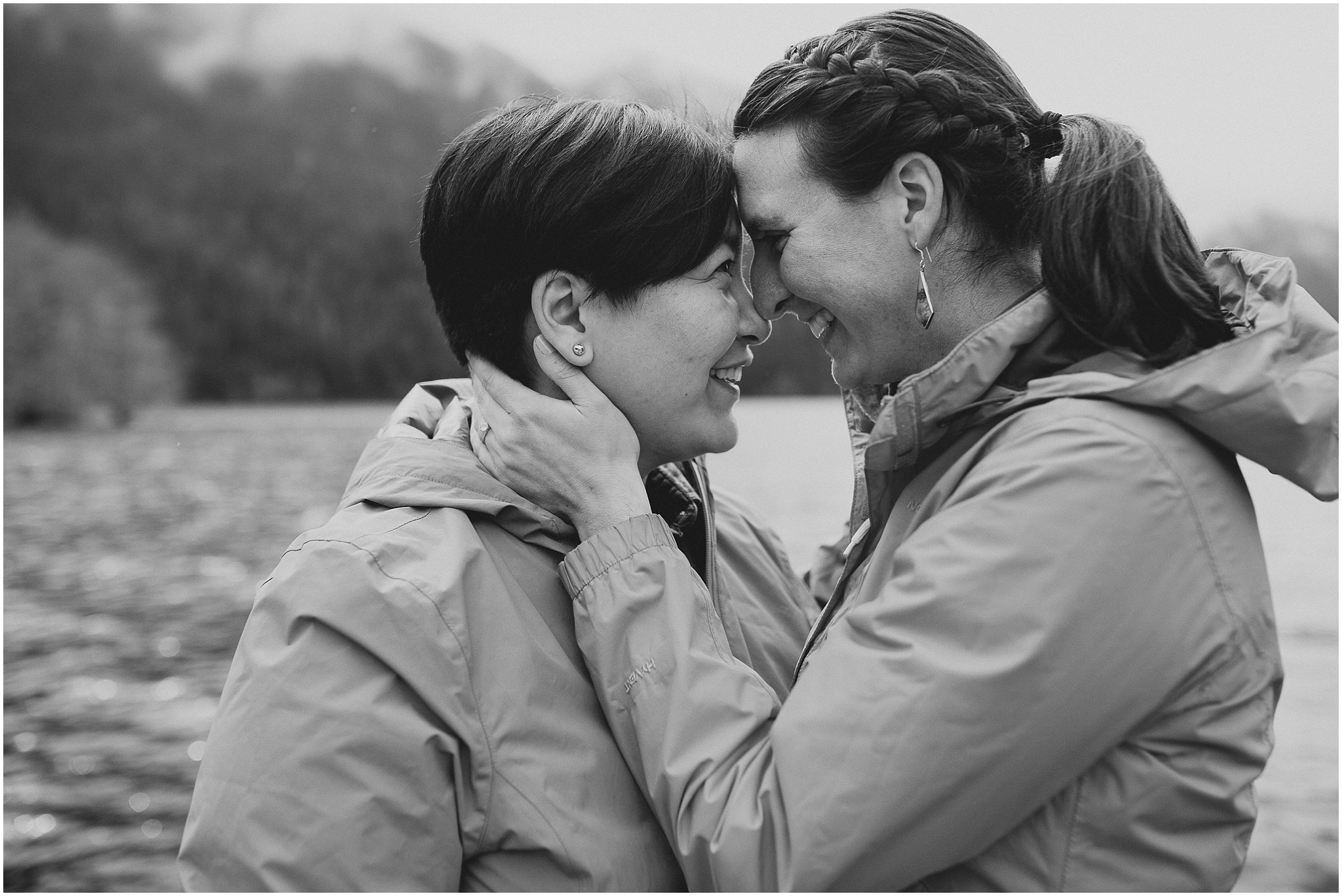 lake-crescent-olympic-national-park-lesbian-engagement-kim-butler-photography