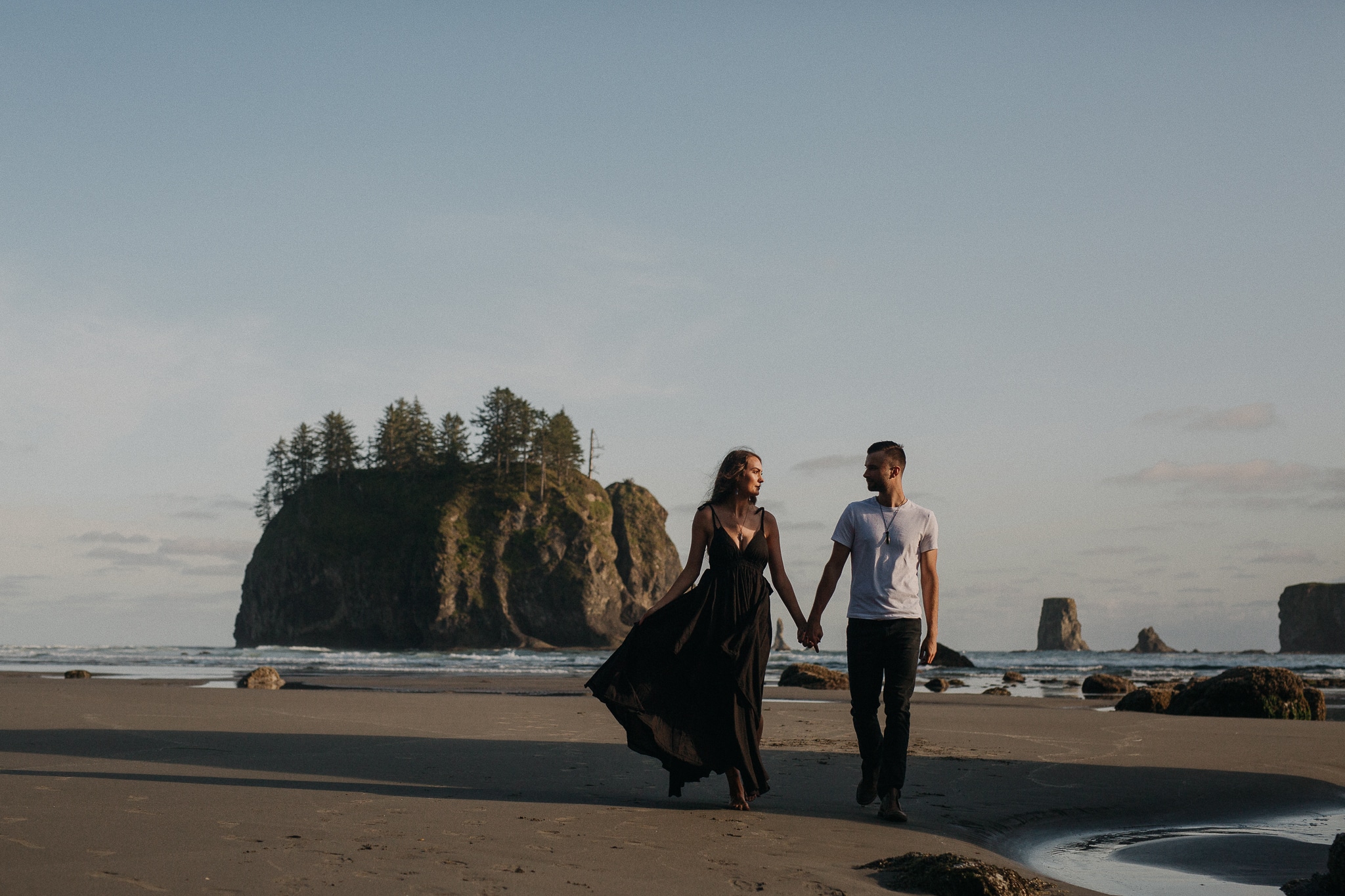 Olympic National Forest Engagement Photos, Olympic National Park Engagement Photos, Washington Engagement Photographer, La Push Beach engagement photos, Washington elopement photographer, Best elopement photographers in Washington, Best Washington engagement photographers, Fun Engagement photo ideas, beach Engagement photos, adventurous Engagement session, Save the date photo ideas, Olympic National Park La Push, adventure elopement photographer, la push beach Washington 