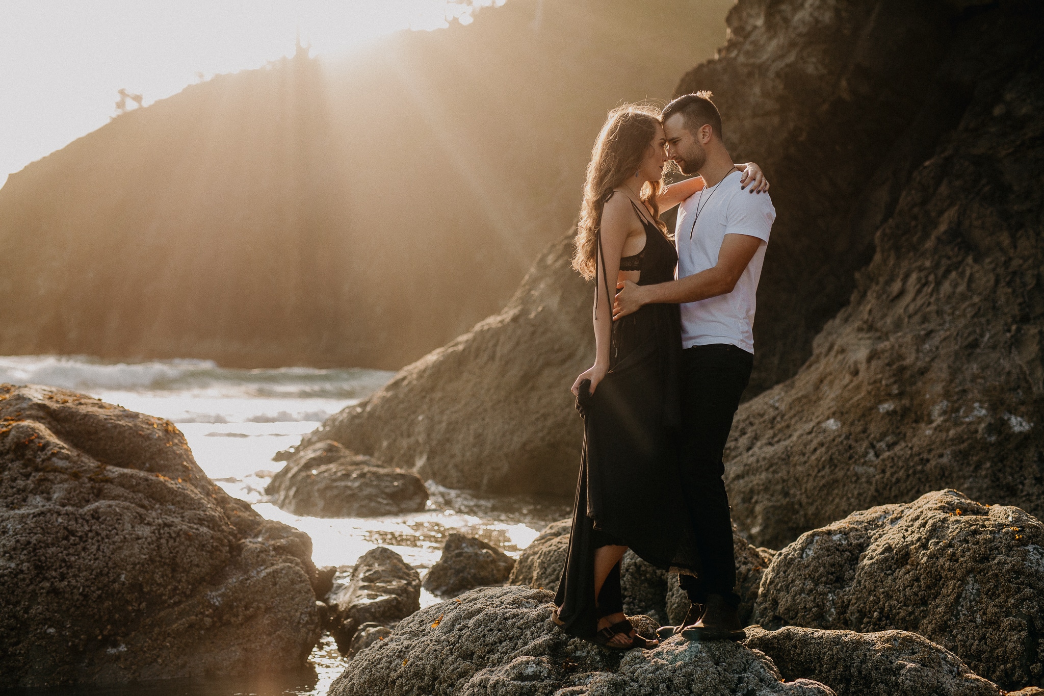 Olympic National Forest Engagement Photos, Olympic National Park Engagement Photos, Washington Engagement Photographer, La Push Beach engagement photos, Washington elopement photographer, Best elopement photographers in Washington, Best Washington engagement photographers, Fun Engagement photo ideas, beach Engagement photos, adventurous Engagement session, Save the date photo ideas, Olympic National Park La Push, adventure elopement photographer, la push beach Washington 