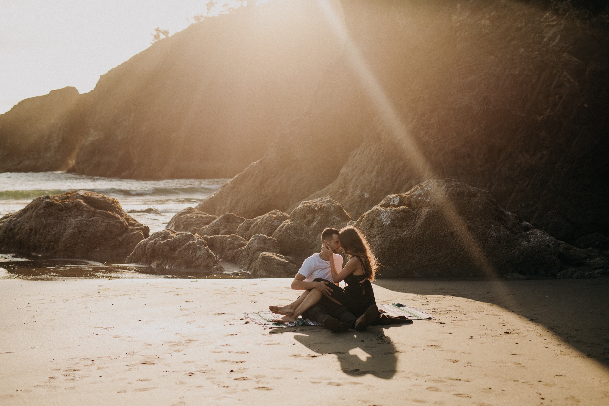 Olympic National Forest Engagement Photos, Olympic National Park Engagement Photos, Washington Engagement Photographer, La Push Beach engagement photos, Washington elopement photographer, Best elopement photographers in Washington, Best Washington engagement photographers, Fun Engagement photo ideas, beach Engagement photos, adventurous Engagement session, Save the date photo ideas, Olympic National Park La Push, adventure elopement photographer, la push beach Washington 