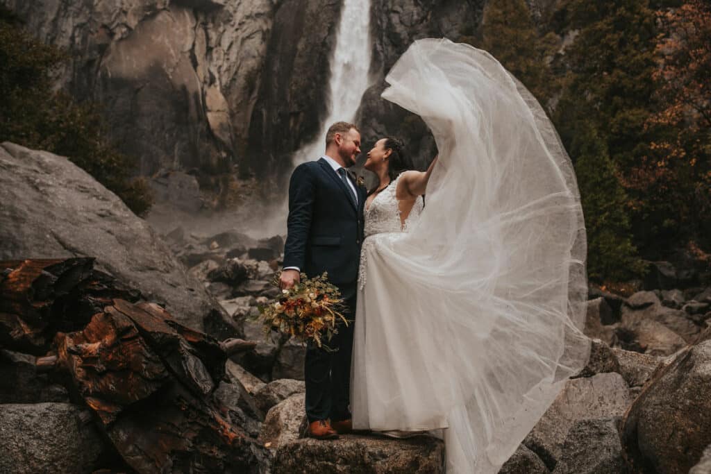 Yosemite falls elopement